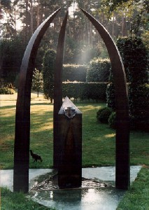 Ehrbezeigung an Dreieinigkeit  - Hasselt (Belgien) - 1995, Bronze, 270 cm