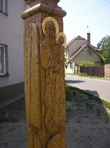 Kreuz mit Madona